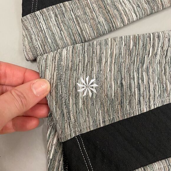 Athleta Snowscape Gray Quilted Half Zip Pullover Size XS Tall - Picture 15 of 15